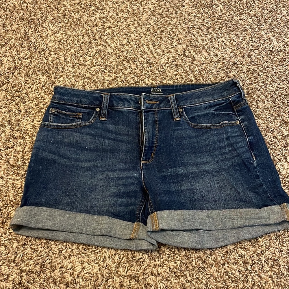 Womens Jean Shorts size 6
